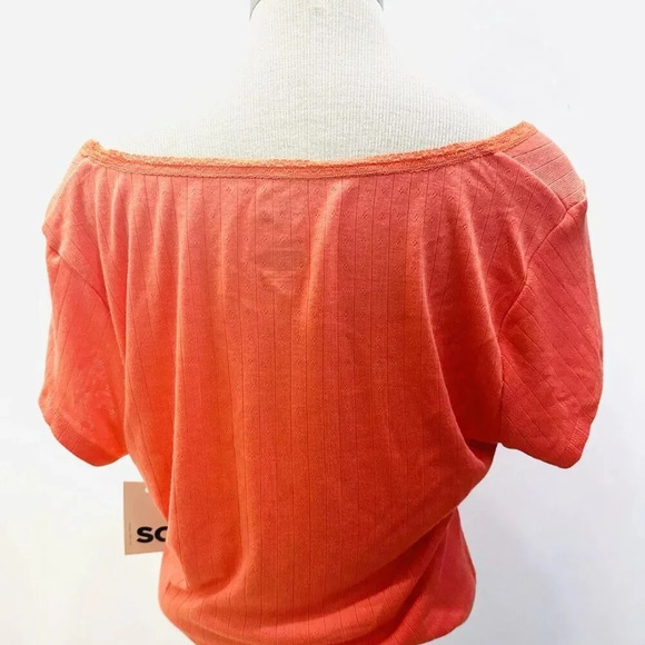 NWT SO GOODS FOR LIFE Juniors Short Sleeve Pullover V-Neck Orange Cropped Top 2X - Picture 4 of 10